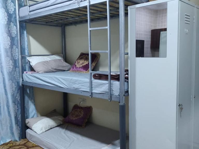 Bed Spaces Available For Males In Naif Deira Dubai AED 800 Per Month